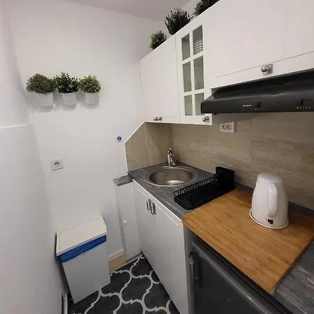 Blue Star Apartment *