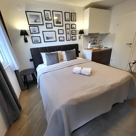 Blue Star * Dubrovnik